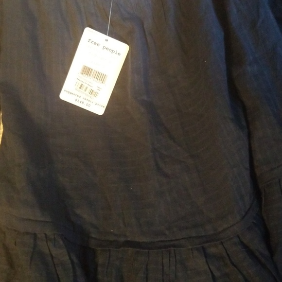 Womens Top - Picture 2 of 3